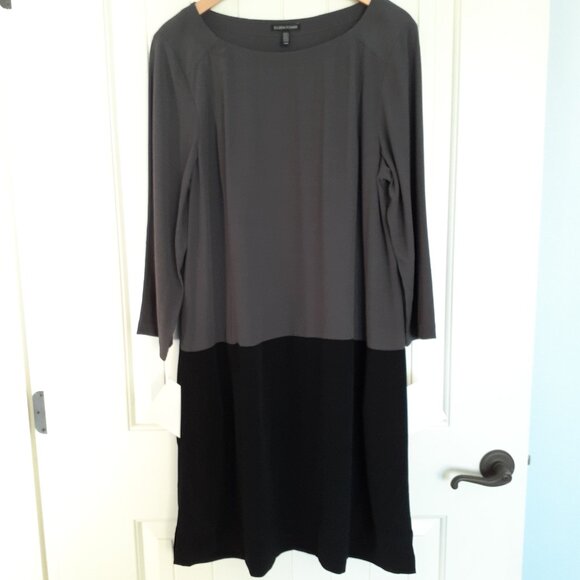 Eileen Fisher Color Block Long Sleeve Tencel Shift Dress Black Gray Size M - Picture 14 of 14